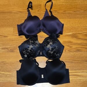 Soma Set Of 3 Front Close Bras